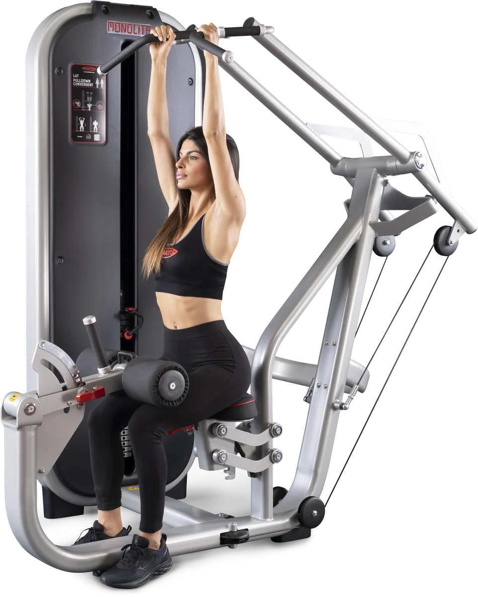 Lat pulldown convergent view 6
