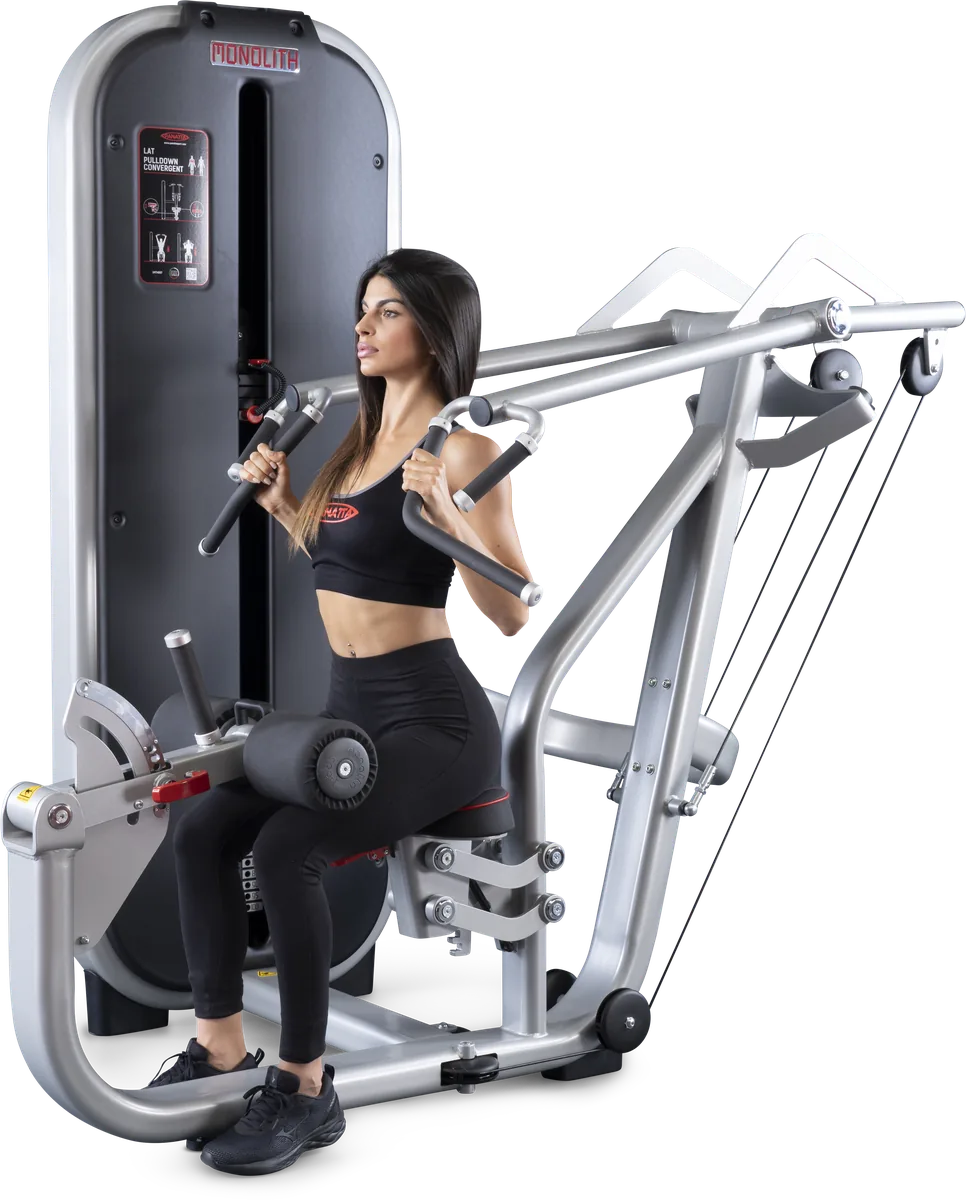 Lat pulldown convergent view 7