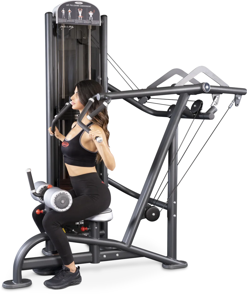 Lat pulldown convergent view 3